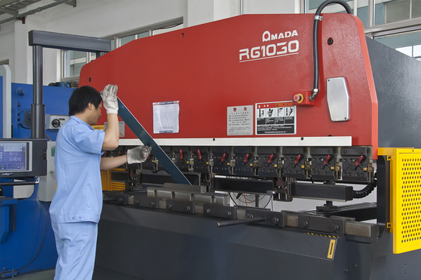 AMADA-GR1030